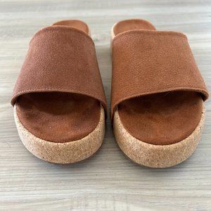 Roxy Lanah Brown Suede Sandals